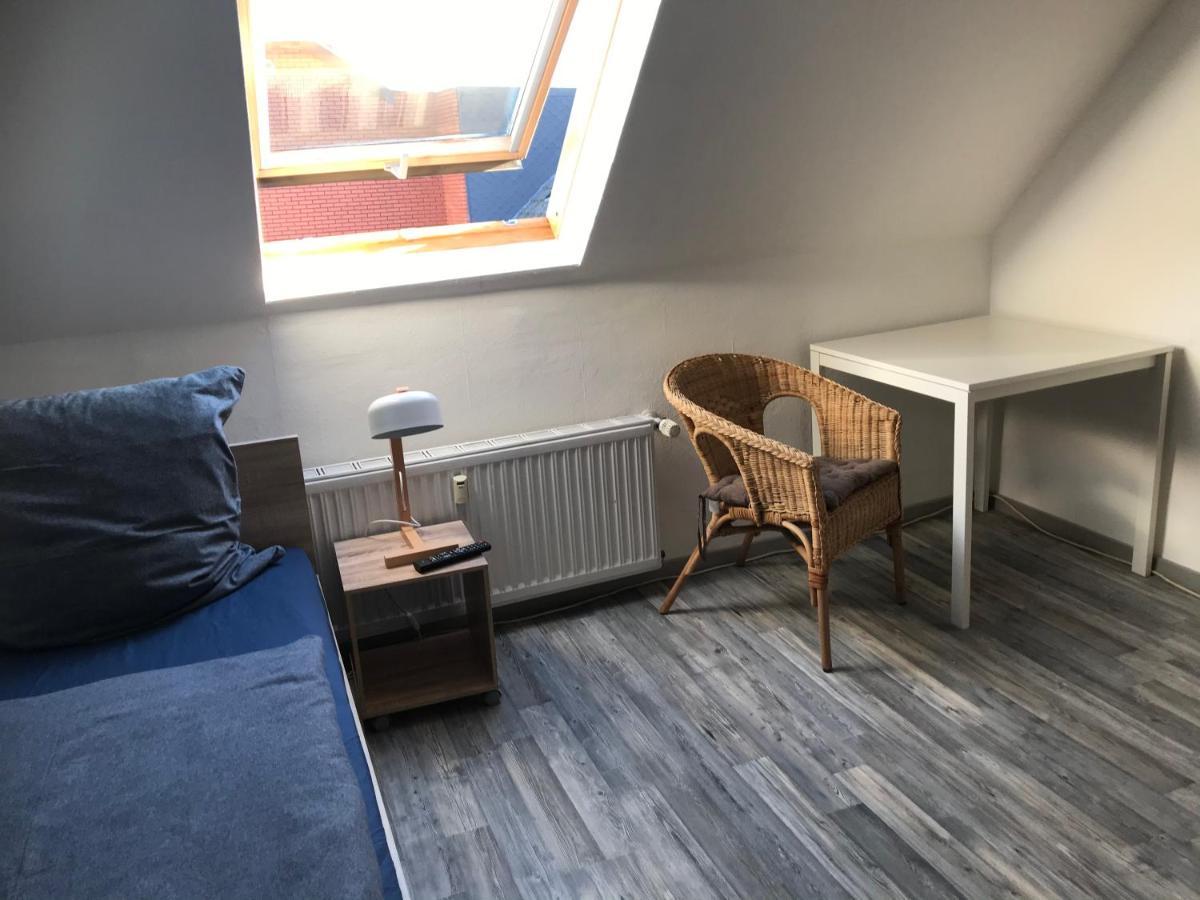 Monteur - Privat Zimmer Langerwehe Geich Exterior foto